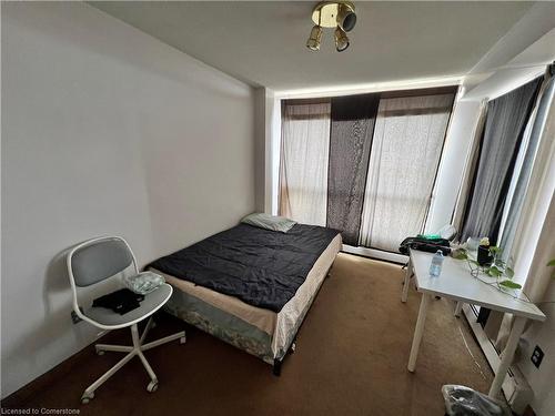 701-150 Charlton Avenue E, Hamilton, ON - Indoor Photo Showing Bedroom