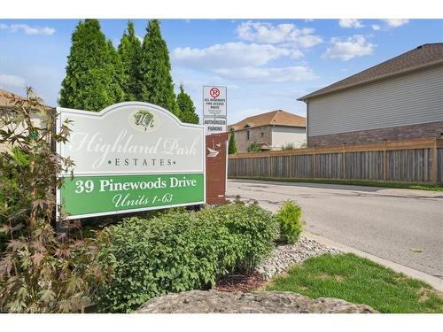 59-39 Pinewoods Drive, Stoney Creek, ON - Outdoor