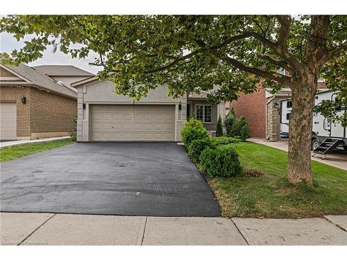 71 Stonepine Crescent, Hamilton, ON - Outdoor With Facade