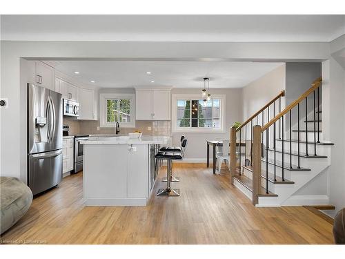 6146 Monterey Avenue, Niagara Falls, ON - Indoor Photo Showing Kitchen With Stainless Steel Kitchen