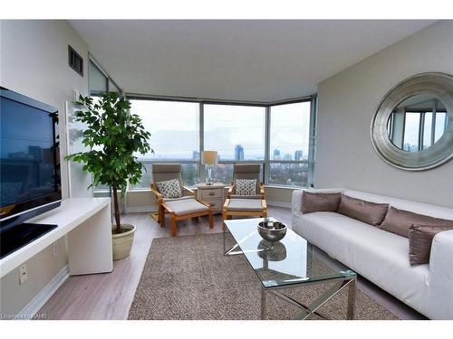 1508-1276 Maple Crossing Boulevard, Burlington, ON - Indoor Photo Showing Living Room