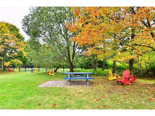 1508-1276 Maple Crossing Boulevard, Burlington, ON - Outdoor With Backyard