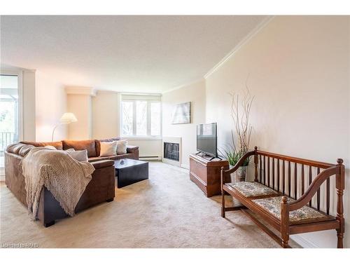 305-150 Wilson Street W, Ancaster, ON - Indoor Photo Showing Living Room