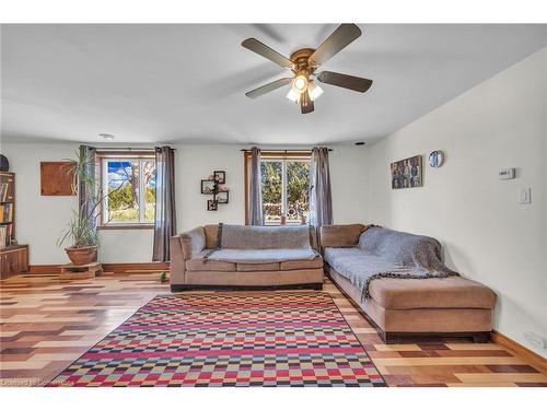 1686 10Th Concession Road, Langton, ON - Indoor Photo Showing Living Room