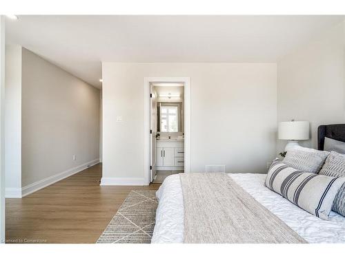 71 Fernridge Common, St. Catharines, ON - Indoor Photo Showing Bedroom