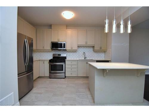 4-30 Times Square Boulevard, Stoney Creek, ON - Indoor Photo Showing Kitchen