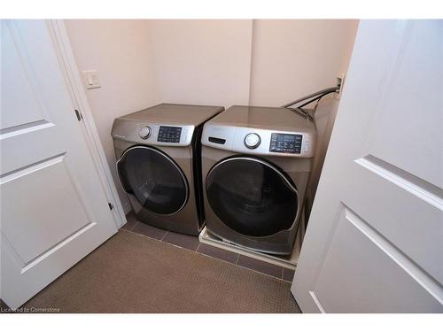 4-30 Times Square Boulevard, Stoney Creek, ON - Indoor Photo Showing Laundry Room