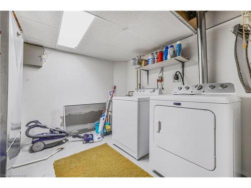 98 Billington Crescent, Hamilton, ON - Indoor Photo Showing Laundry Room