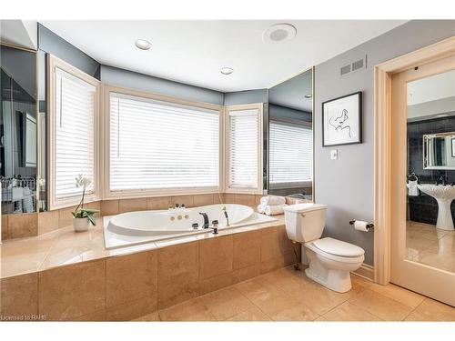 7775 St. Augustine Crescent, Niagara Falls, ON - Indoor Photo Showing Bathroom