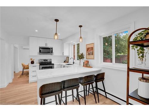 13 Delsey Street, Dundas, ON - Indoor Photo Showing Kitchen With Upgraded Kitchen