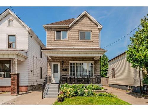 31 Kinrade Avenue, Hamilton, ON - Outdoor With Facade