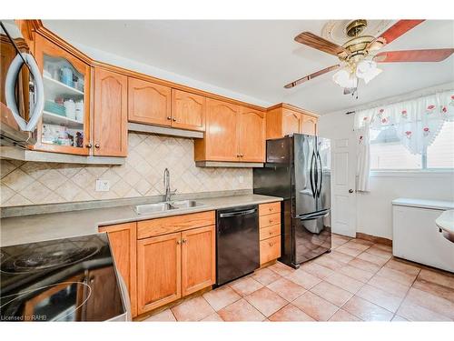 31 Kinrade Avenue, Hamilton, ON - Indoor Photo Showing Kitchen With Double Sink