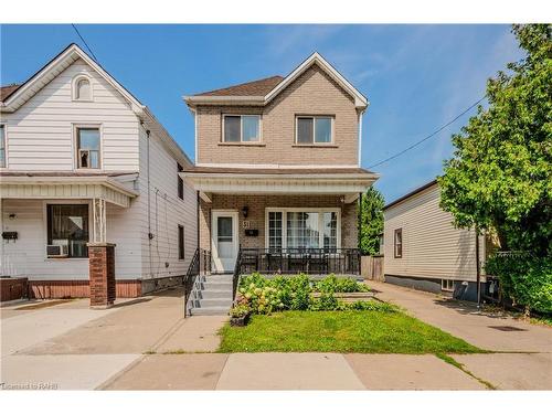 31 Kinrade Avenue, Hamilton, ON - Outdoor With Deck Patio Veranda With Facade