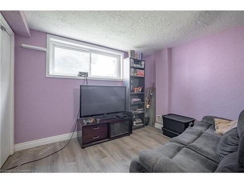 4553 Sussex Drive, Niagara Falls, ON - Indoor