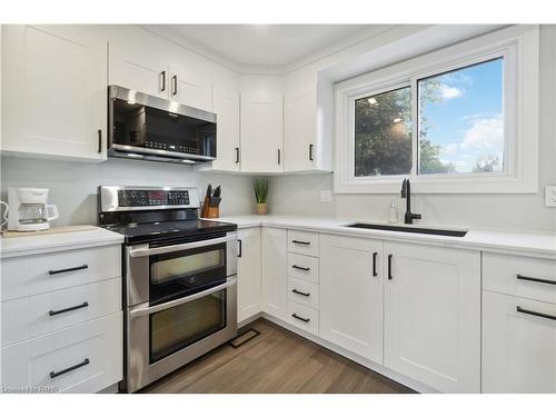 51 Camelot Drive, Hamilton, ON - Indoor Photo Showing Kitchen