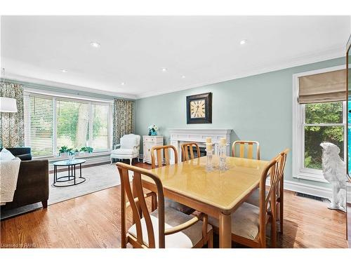 38 Parker Avenue, Ancaster, ON - Indoor Photo Showing Dining Room