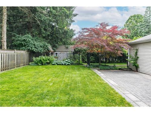 38 Parker Avenue, Ancaster, ON - Outdoor