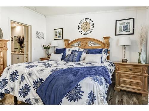 17 Silver Aspen Drive, Nanticoke, ON - Indoor Photo Showing Bedroom