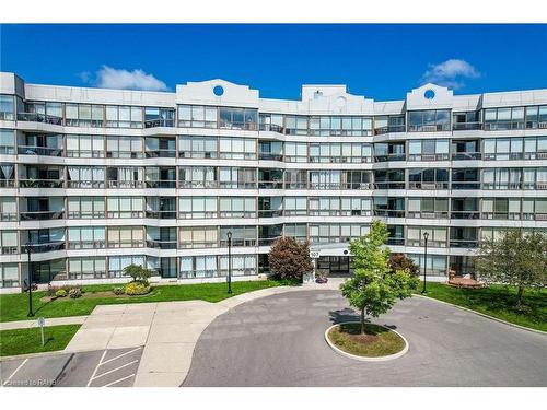 108-107 Bagot Street, Guelph, ON - Outdoor With Facade