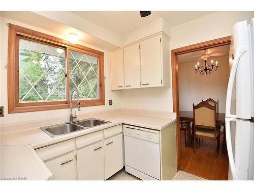 1036 Gallagher Road, Burlington, ON - Indoor Photo Showing Kitchen With Double Sink