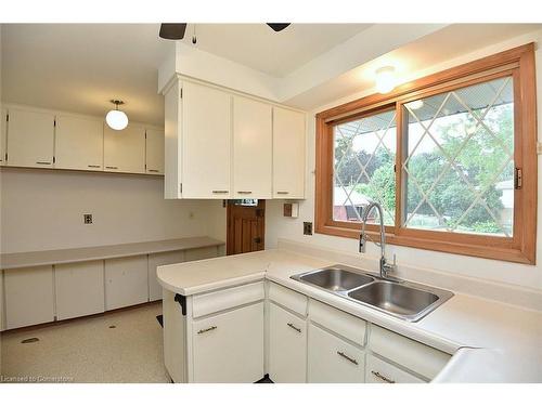 1036 Gallagher Road, Burlington, ON - Indoor Photo Showing Kitchen With Double Sink