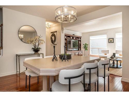 22-1155 Paramount Drive, Stoney Creek, ON - Indoor Photo Showing Dining Room