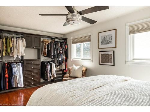 22-1155 Paramount Drive, Stoney Creek, ON - Indoor Photo Showing Bedroom