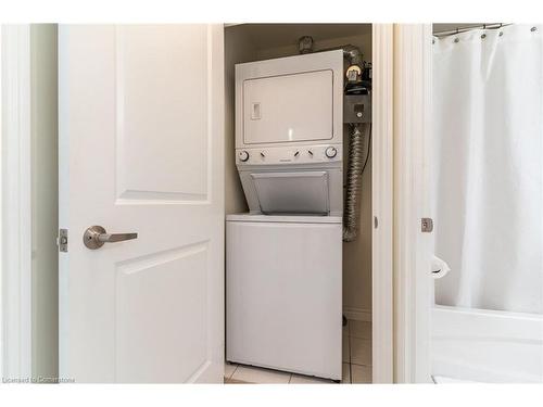 216-125 Wilson Street W, Ancaster, ON - Indoor Photo Showing Laundry Room