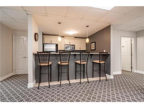 216-125 Wilson Street W, Ancaster, ON - Indoor Photo Showing Kitchen