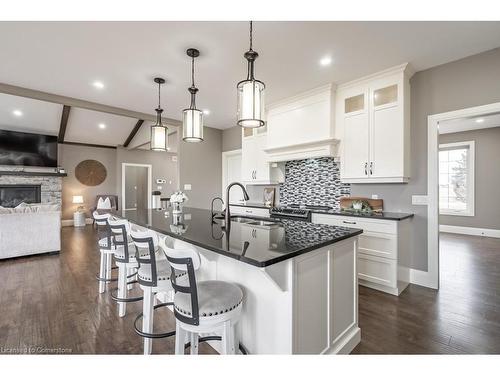 234 Burford-Delhi Townline Road, Scotland, ON - Indoor Photo Showing Kitchen With Upgraded Kitchen