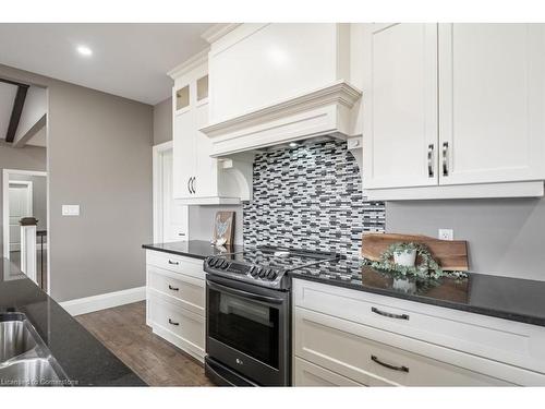 234 Burford-Delhi Townline Road, Scotland, ON - Indoor Photo Showing Kitchen With Upgraded Kitchen