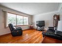 159 West 26Th Street, Hamilton, ON  - Indoor Photo Showing Living Room 