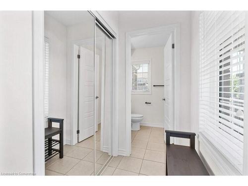 128 Mcmonies Drive, Waterdown, ON - Indoor Photo Showing Other Room