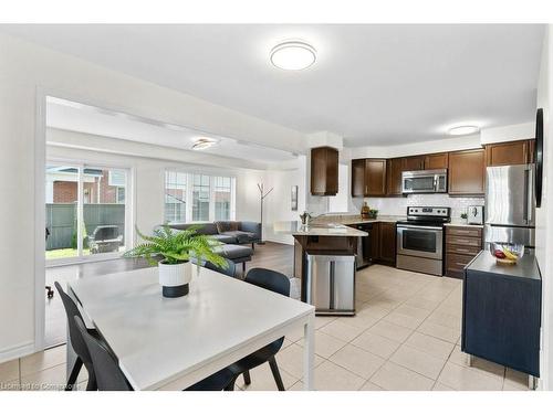 128 Mcmonies Drive, Waterdown, ON - Indoor