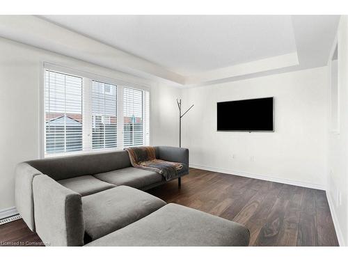 128 Mcmonies Drive, Waterdown, ON - Indoor Photo Showing Living Room