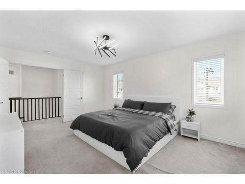 128 Mcmonies Drive, Waterdown, ON - Indoor Photo Showing Bedroom