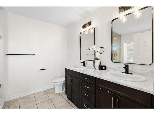 128 Mcmonies Drive, Waterdown, ON - Indoor Photo Showing Bathroom