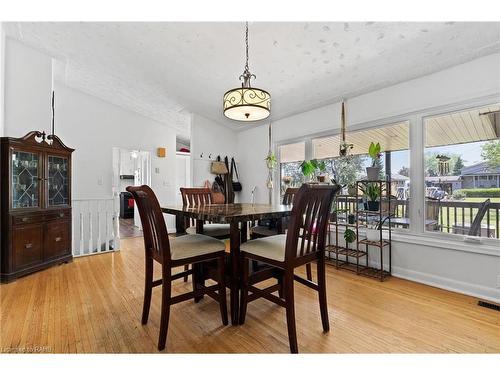 2848 Teresa Drive, Fort Erie, ON - Indoor Photo Showing Dining Room