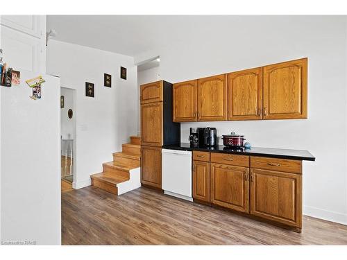 2848 Teresa Drive, Fort Erie, ON - Indoor Photo Showing Kitchen