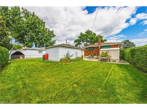 38 Cardinal Drive, Hamilton, ON - Outdoor