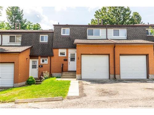 27-1444 Upper Ottawa Street, Hamilton, ON - Outdoor