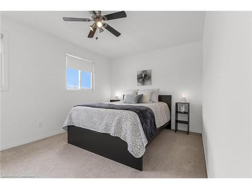 24 Gershwin Court, Hamilton, ON - Indoor Photo Showing Bedroom