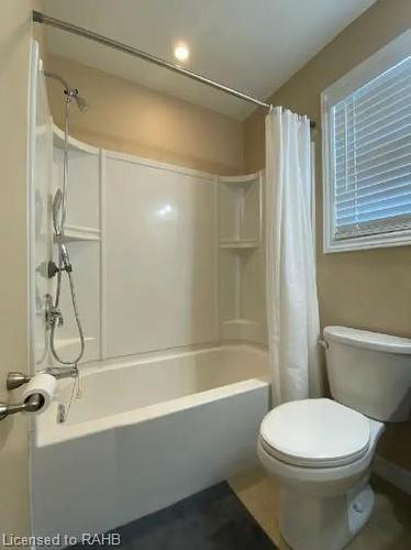 2-1303 Leighland Road, Burlington, ON - Indoor Photo Showing Bathroom