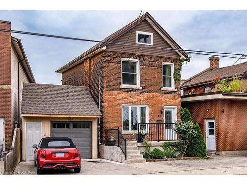 6 Peter Street, Hamilton, ON - Outdoor