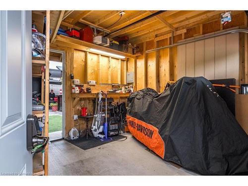 6 Peter Street, Hamilton, ON - Indoor Photo Showing Basement