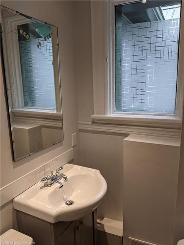 10 - 12 Murney Street, Belleville, ON - Indoor Photo Showing Bathroom