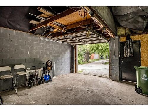 1125 Cannon Street E, Hamilton, ON - Indoor Photo Showing Basement