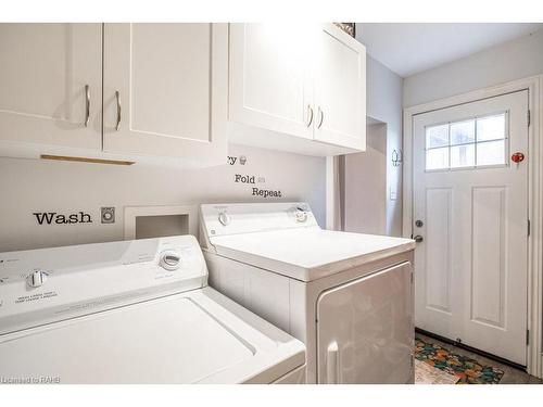 1125 Cannon Street E, Hamilton, ON - Indoor Photo Showing Laundry Room