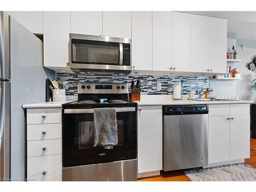 607-1 Wellington Street, Brantford, ON - Indoor Photo Showing Kitchen