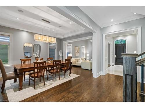 1290 Lakebreeze Drive, Mississauga, ON - Indoor Photo Showing Dining Room